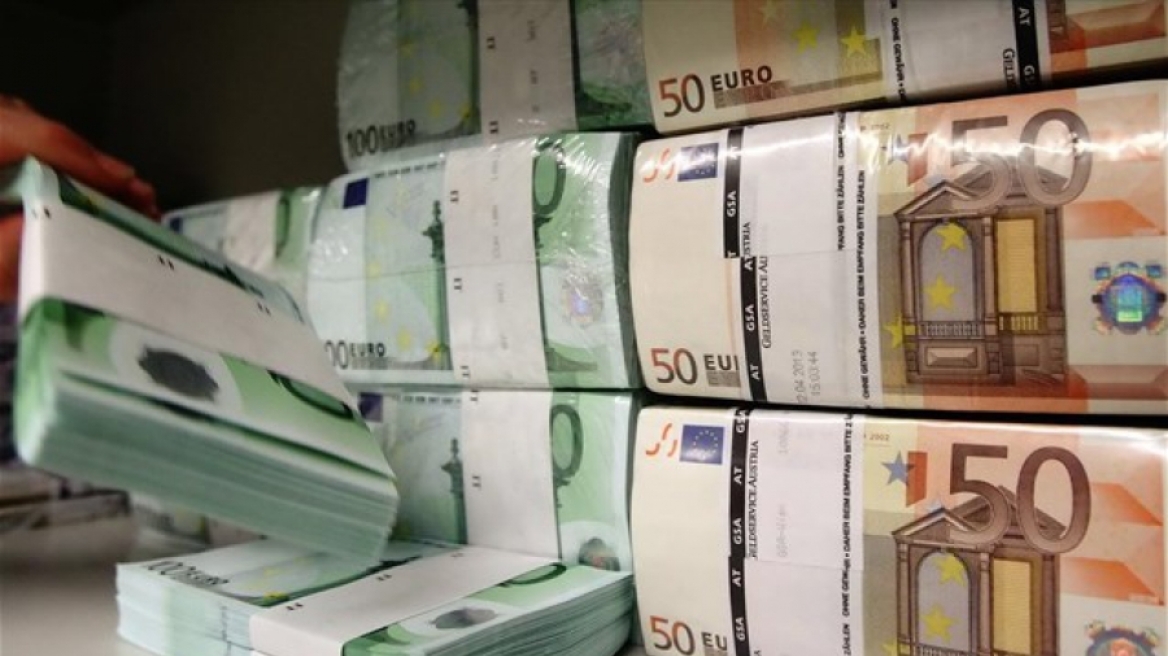 «Τρύπα» 1,384 δισ. ευρώ στα φορολογικά έσοδα το 2014
